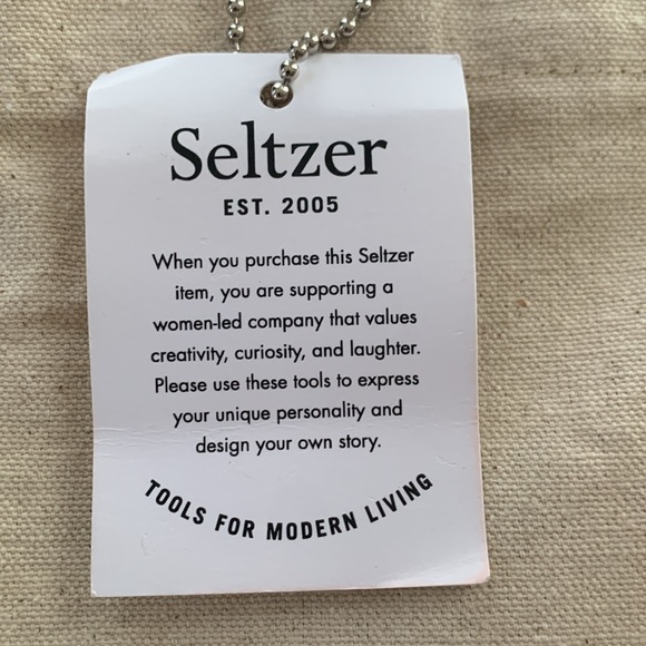 Seltzer tote - Picture 5 of 6